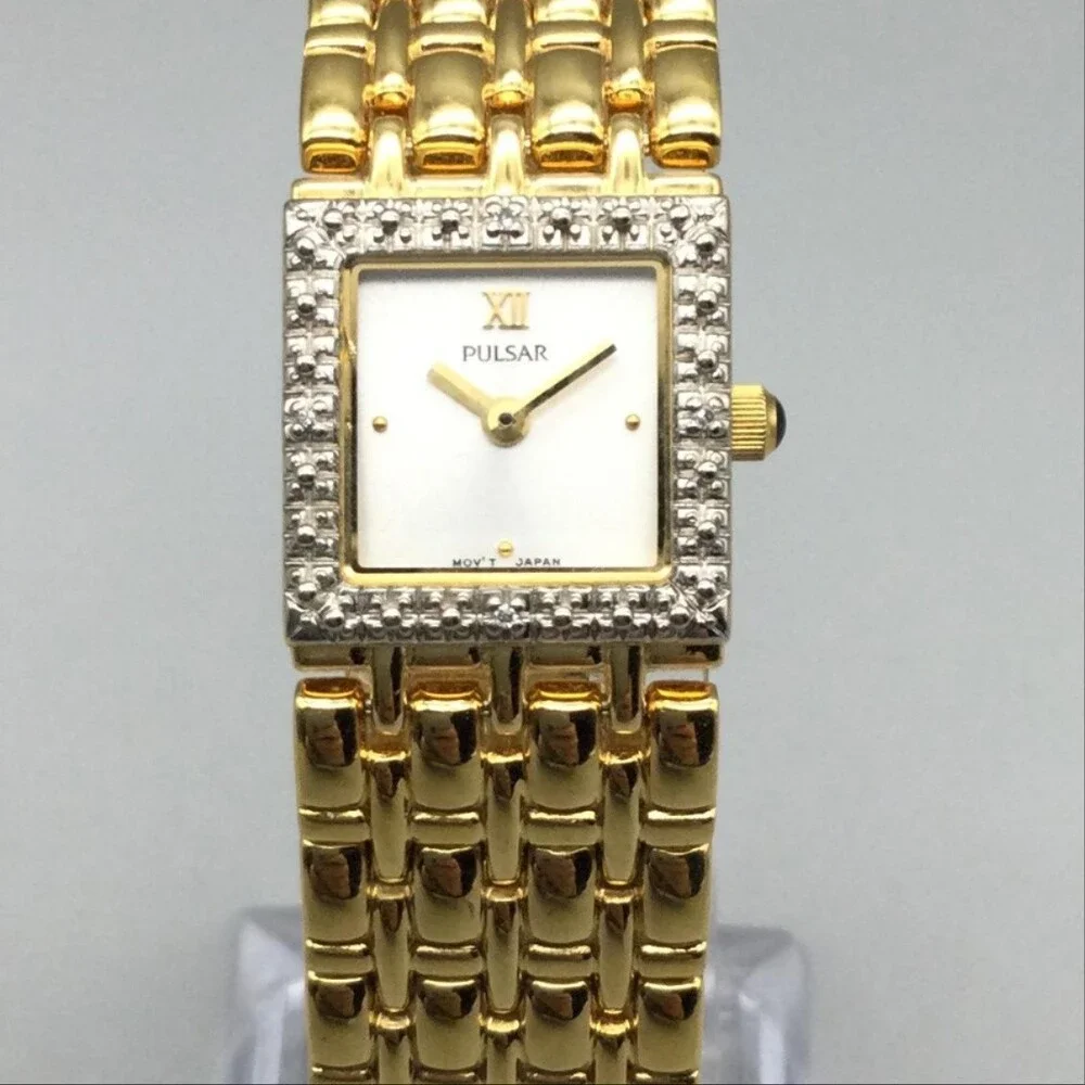 Pulsar Women Watch 17mm White Dial Gold Tone Diamond V810-X056 New Battery 6.75